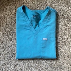 another top in the same color previously listed!!